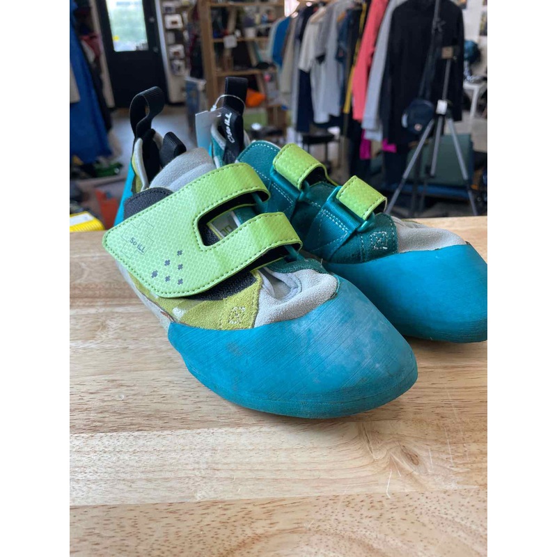 So iLL Women's 42 Shoes
