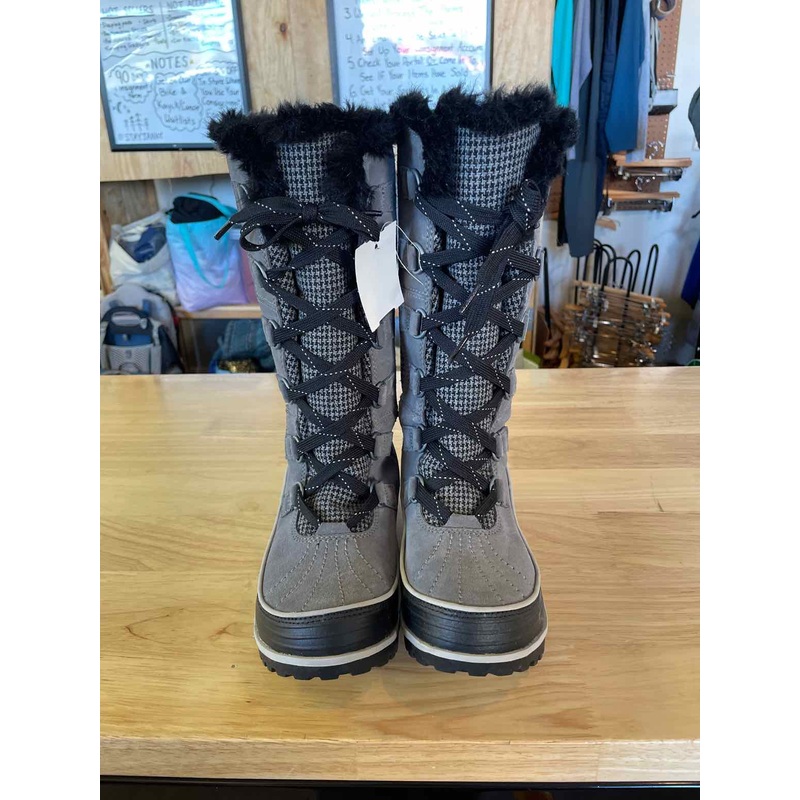 Shoe Size 8 Sorel Grey Women's Winter Boots