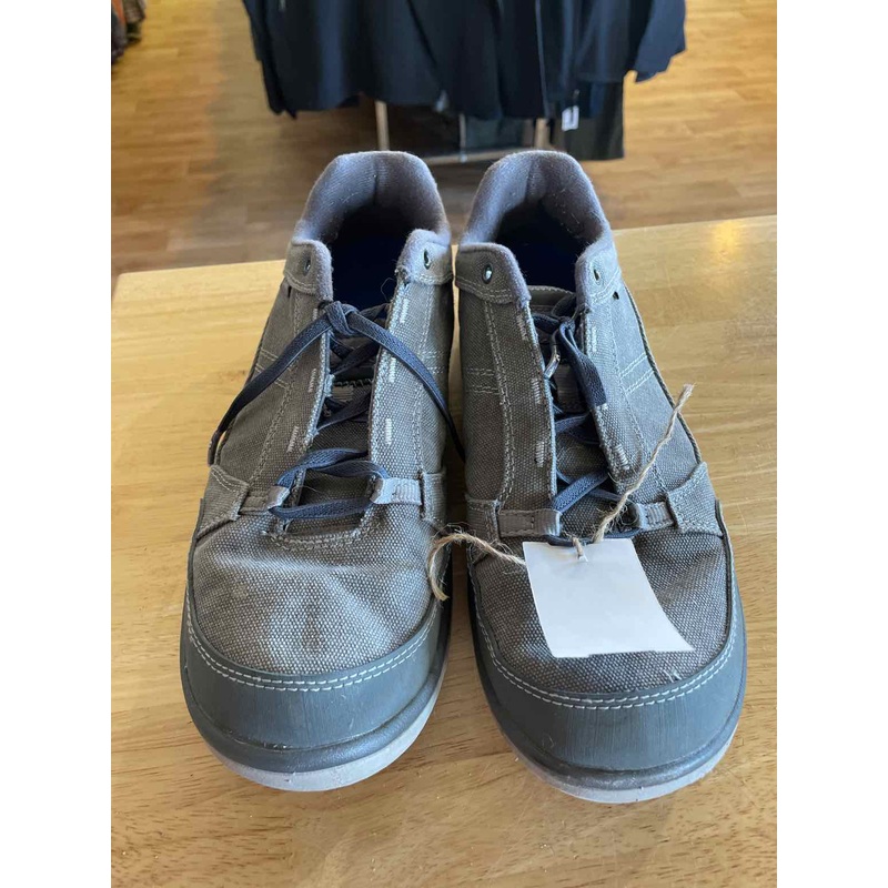 11 Simms Men's Shoes