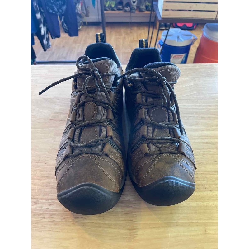 12 Keen Men's Hiking Shoes