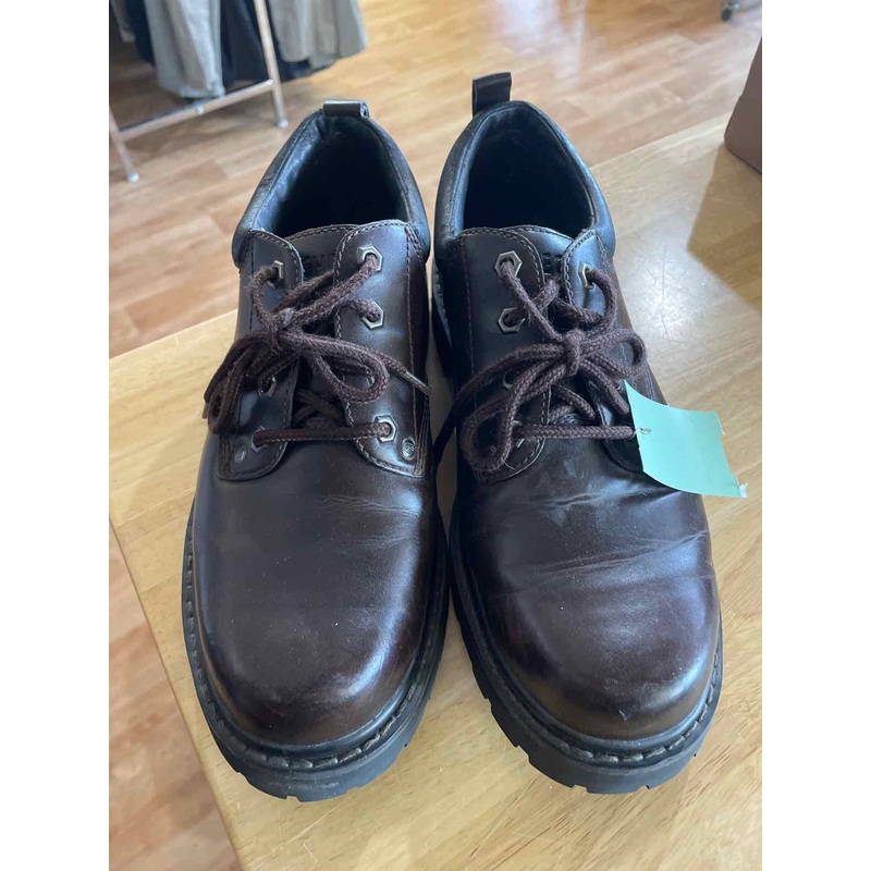 9.5 Sketchers Men's Shoes