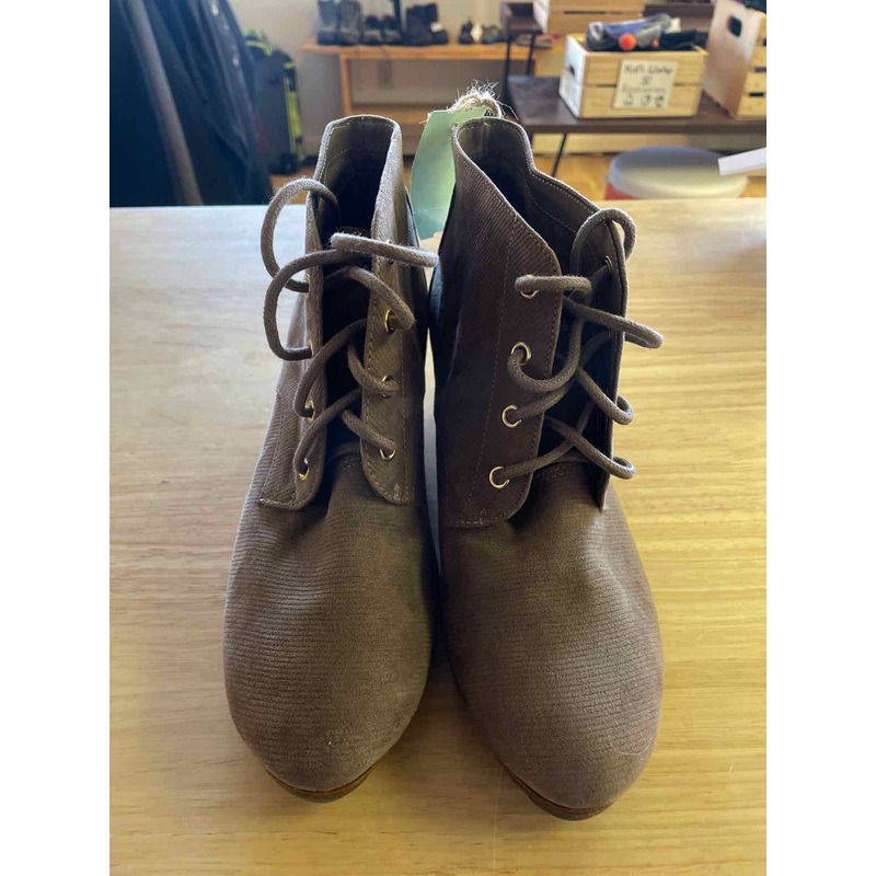 Women's Shoe Size 8 Dr. Scholl's Brown Misc. Shoes