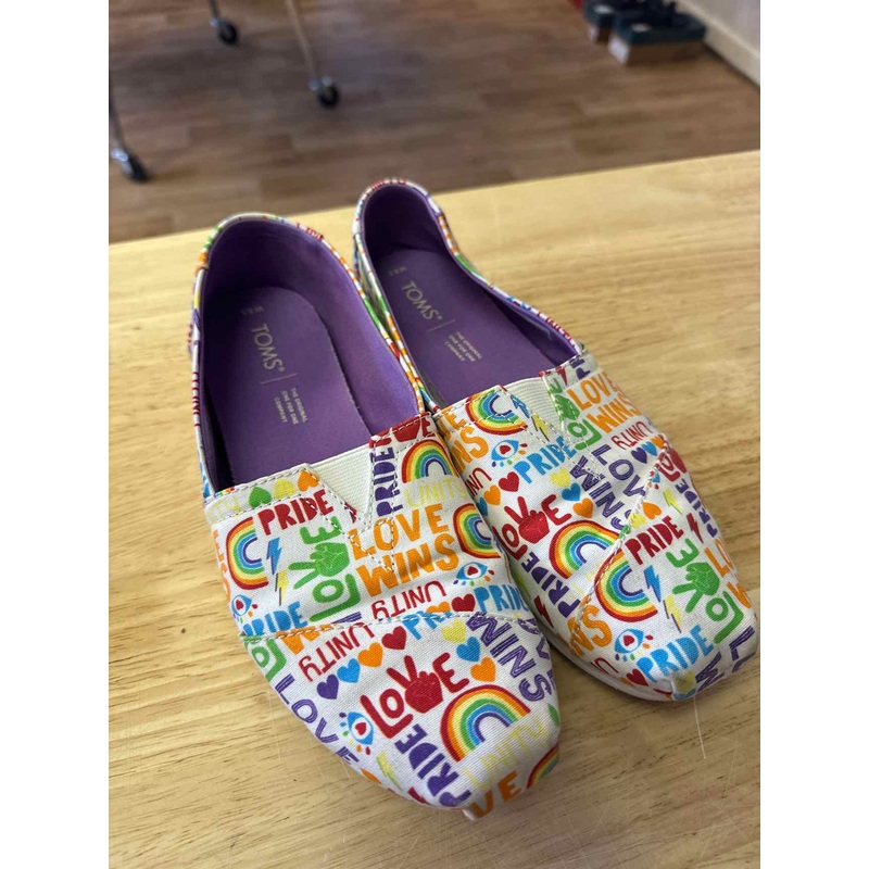 Women's Shoe Size 8.5 Toms Multi-Color Casual Shoes