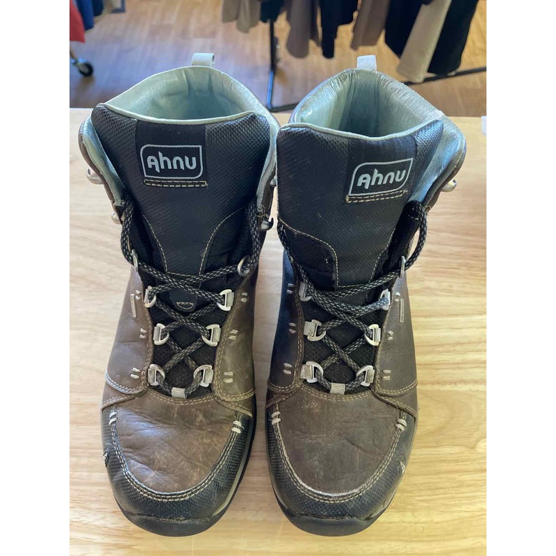 Women's Shoe Size 8 Ahnu Brown Hiking Boots