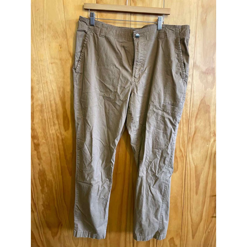 Size 38x32 Columbia Men's Pants