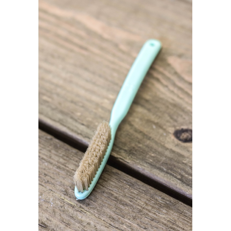 Lapis - Plastic Brush