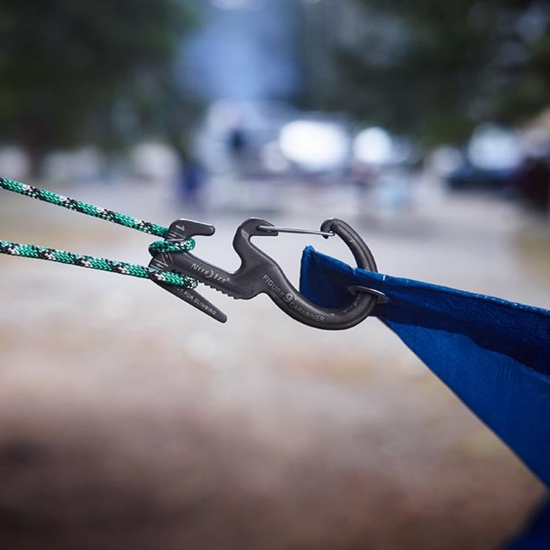 Nite Ize Figure 9 Carabiner Small | Black
