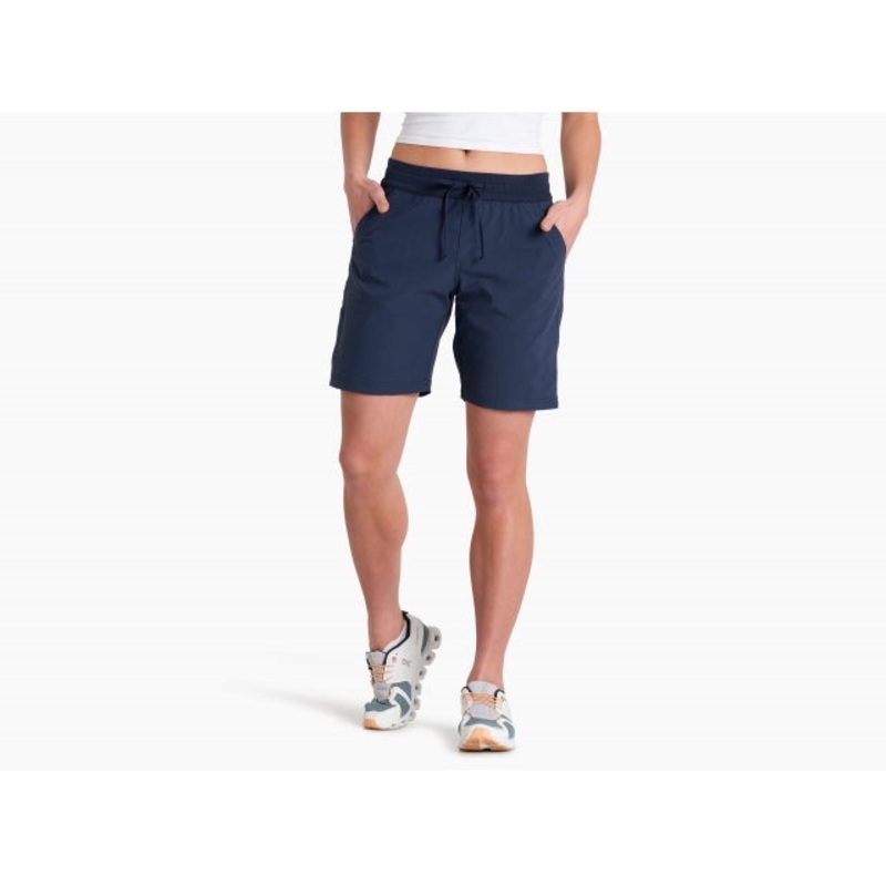Womens Trekr Pull On Short 8"