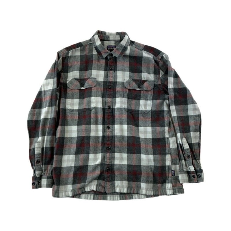 Patagonia Men's Fjord Organic Cotton Midweight Flannel Shirt Red/Grey Large USED