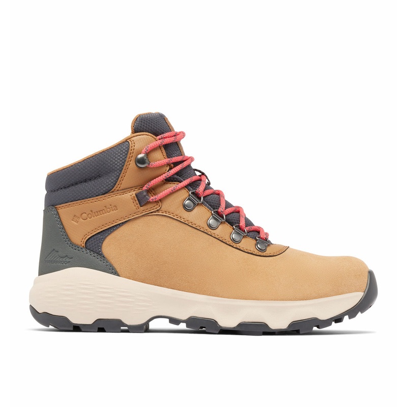Newton Wander Boot